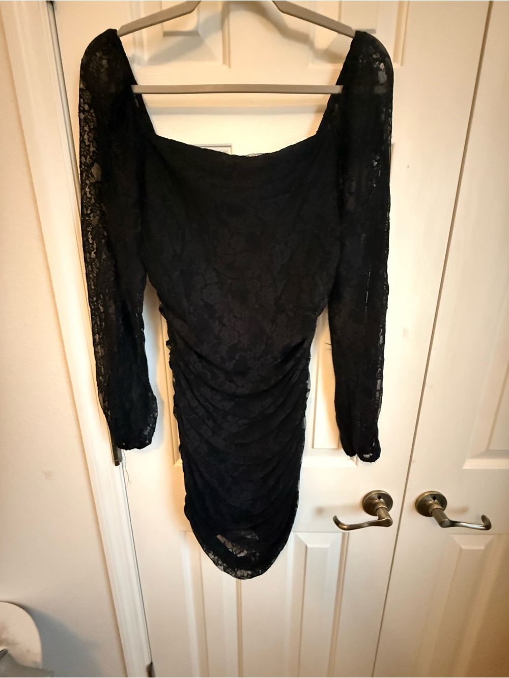 Express Black Lace Long-Sleeve Ruched Bodycon Dress